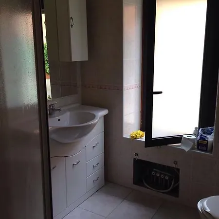 2 Minuti Dal Mare Trivano Apartmán *